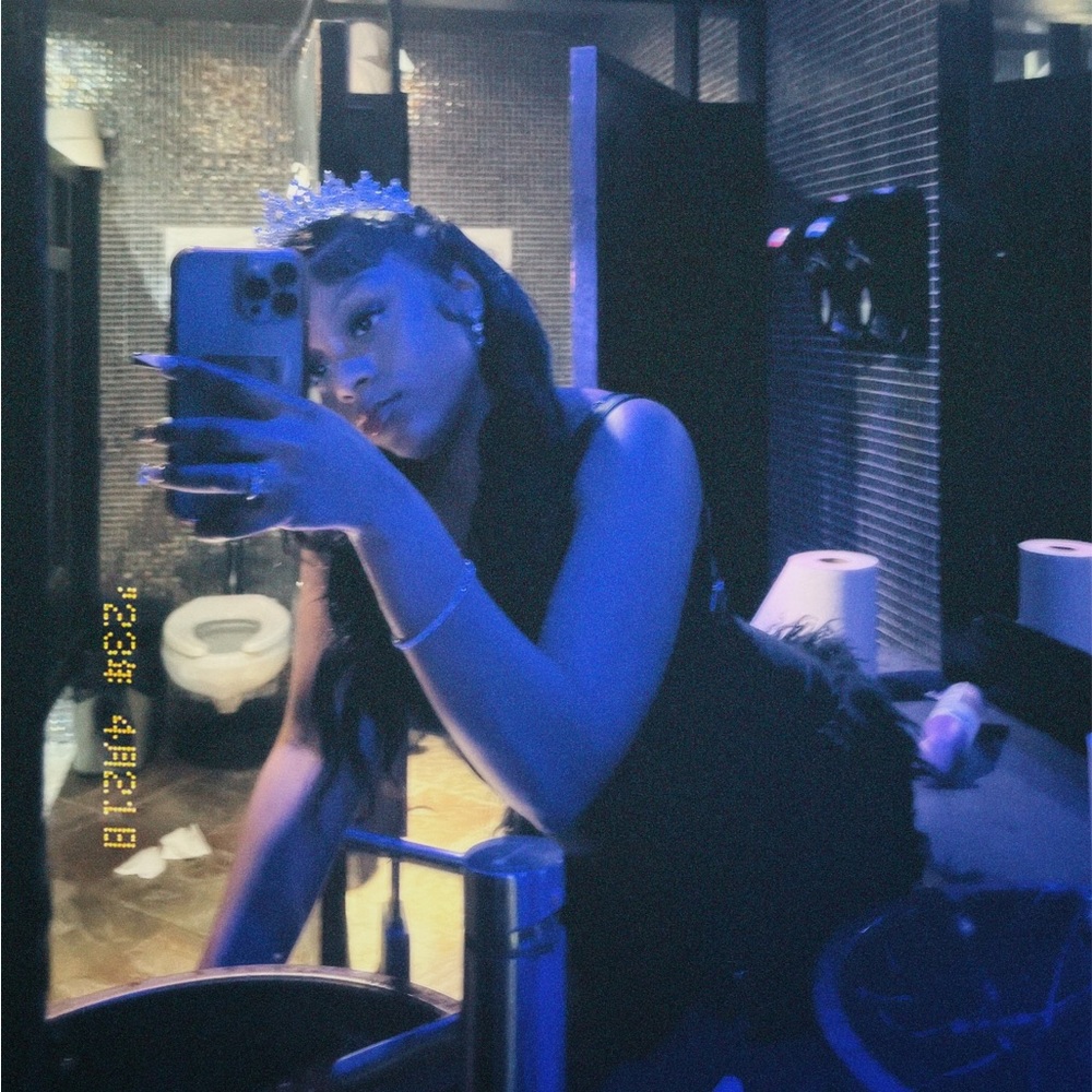 Meet your Posher, Ariana